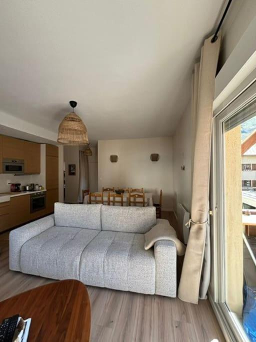 Appartement 3 Pieces, Spacieux En Plein Centre レ・デュー・アルプ エクステリア 写真